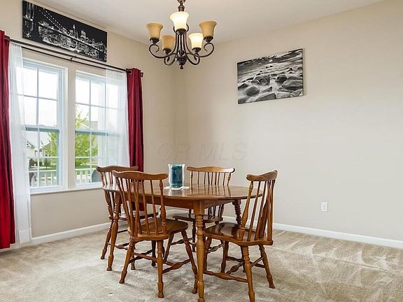 3rd image of 100 Parkdale Dr