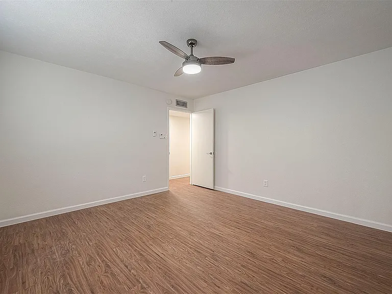 16810 Sweno Ct — Photo 22