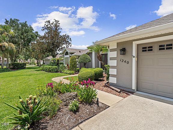 3rd image of 1240 Sunningdale Ln