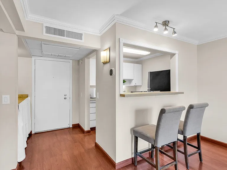 470 N Civic Dr #105 — Photo 20