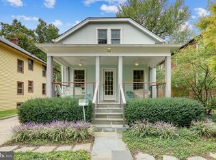 103 E Walnut St, Alexandria, VA 22301