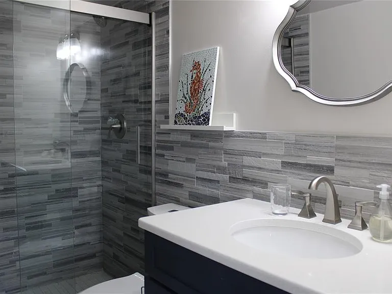 4240 Ironwood Cir #404 — Photo 24