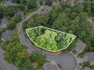 1151 Gavinwood Pl, Decatur, GA 30033