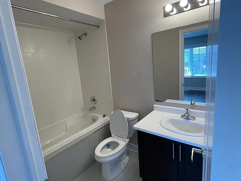 8 N Jericho Ave — Photo 12