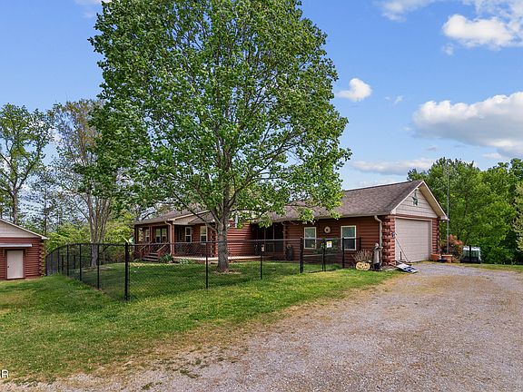 2nd image of 615 Harold Dr