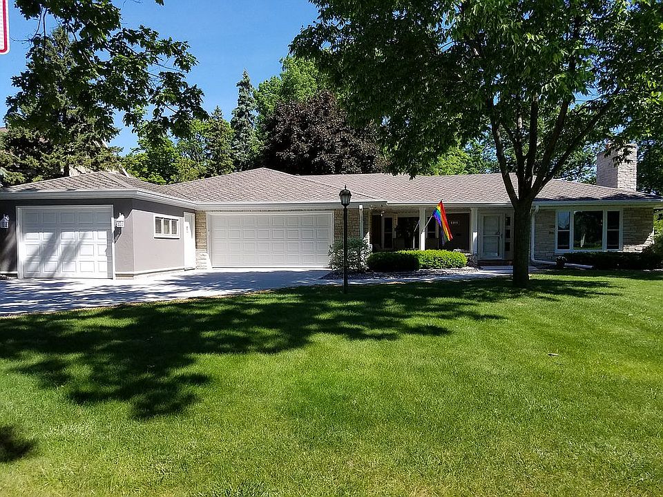 House Front: 612 W River Rd.