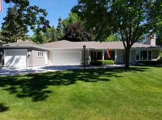 612 W River Rd, Appleton, WI 54915