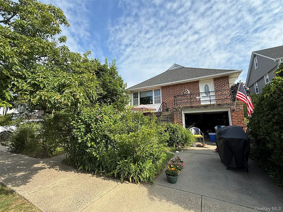 731 E Walnut St #2