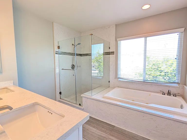 9004 Greenwood Ave — Photo 17
