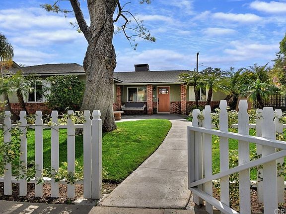 3rd image of 7426 Caldus Ave