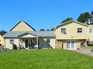 25 Goose Hollow Rd, Morgantown, WV 26508