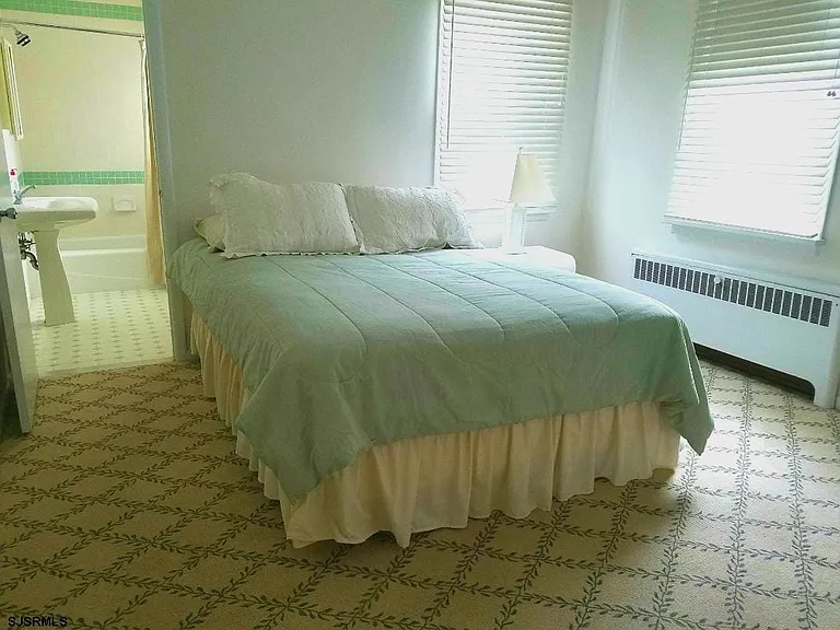 8606 Monmouth Ave #9/13 — Photo 13