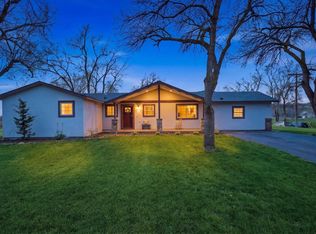 2745 W Van Giesen St, Richland, WA 99354