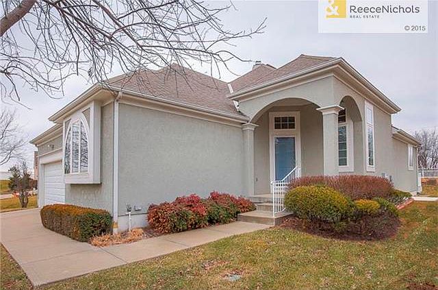 All stucco exterior