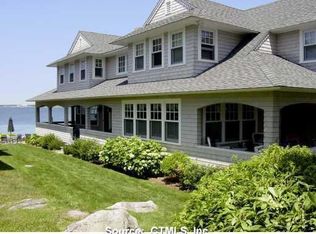 221 W Shore Ave, Groton, CT 06340