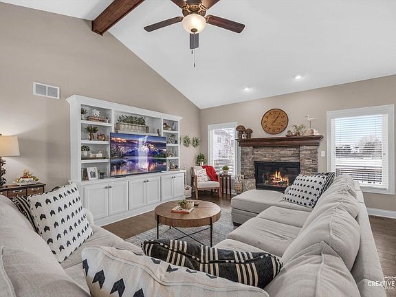 5th image of 509 Marty Ln