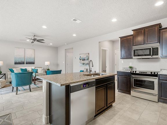 3rd image of 1886 Sunrise Ln SE