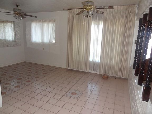 4th image of 2605 Mountain Ave
