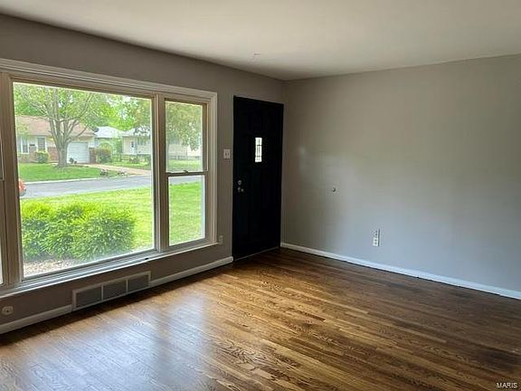 4th image of 890 Babler Dr
