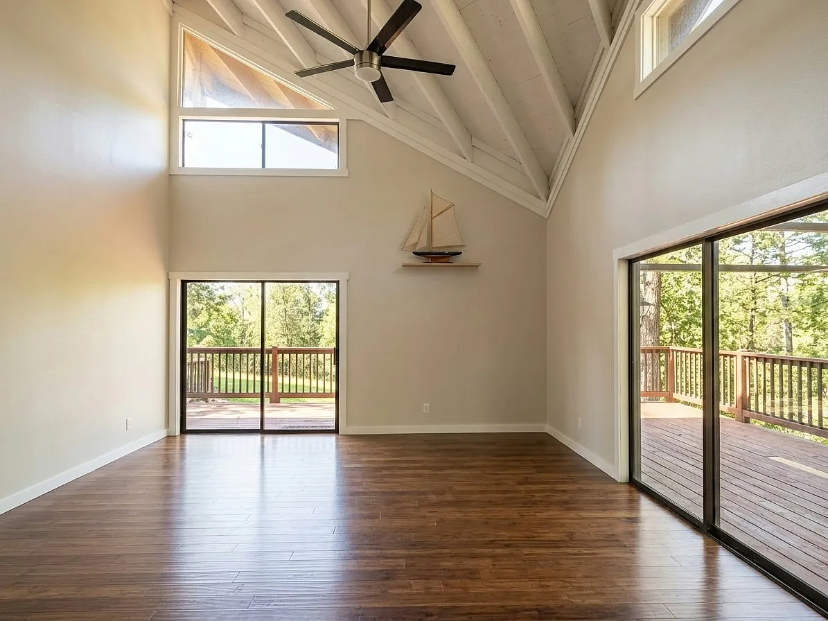 3233 Lake Road Circle — Photo 2