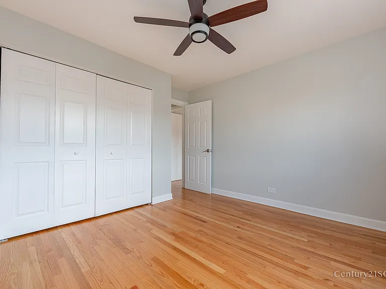 4136 N California Ave #302 — Photo 18