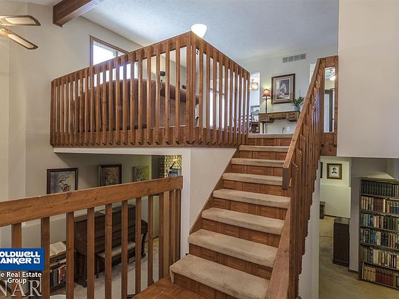 2nd image of 3016 Ann Dr