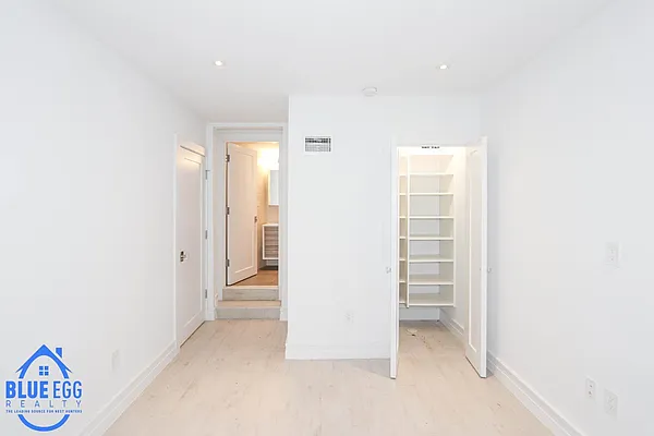 Rented by Blue Egg Realty Corp | media 57