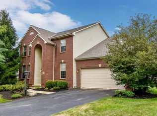 624 Theron Dr, Pickerington, OH 43147