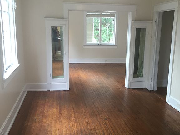 2nd image of 125 S Saint Patrick St