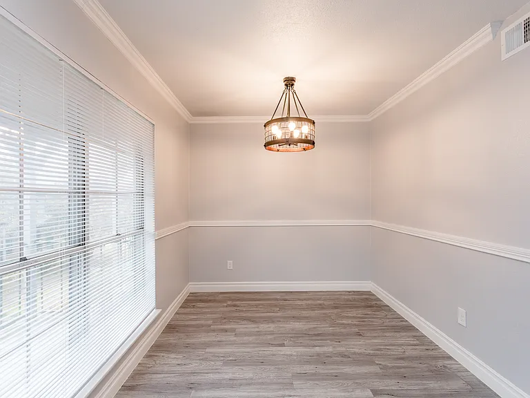 Allendale Village Apartments — Photo 9