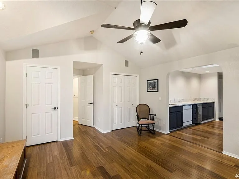11922 Issaquah Hobart Rd SE — Photo 20