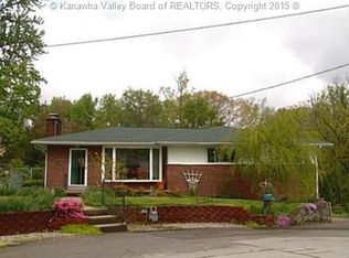 905 Charlotte Pl, Charleston, WV 25314