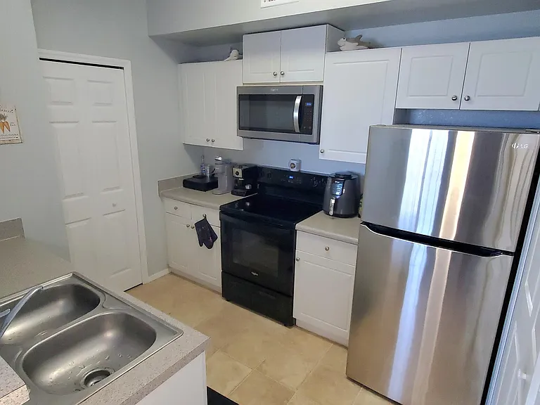1766 Sophias Dr #302 — Photo 7