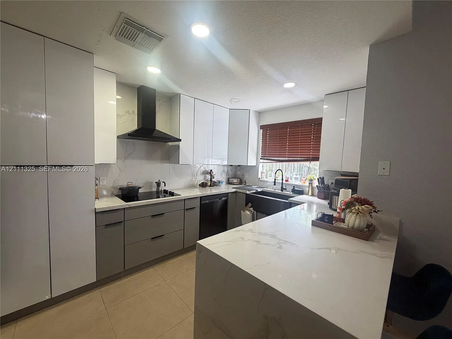 Seastone Townhomes — Photo 4