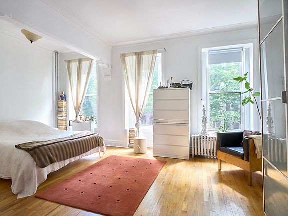 4th image of 276 Stuyvesant Ave #2