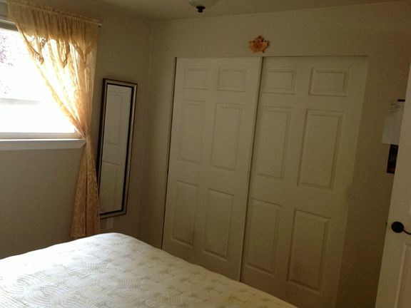 5th image of 20804 NE 91st St
