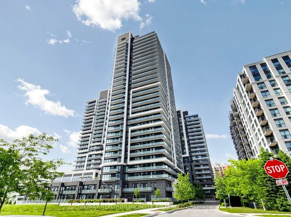 105 Oneida Cres, Richmond Hill, ON