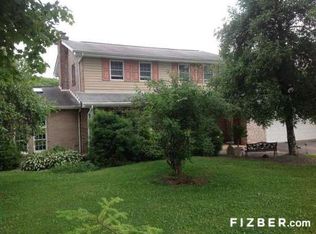 2908 Greene Dr, Greensburg, PA 15601