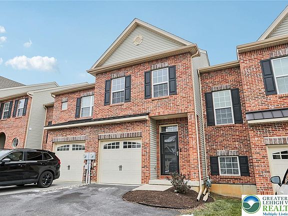 4th image of 270 Milkweed Dr