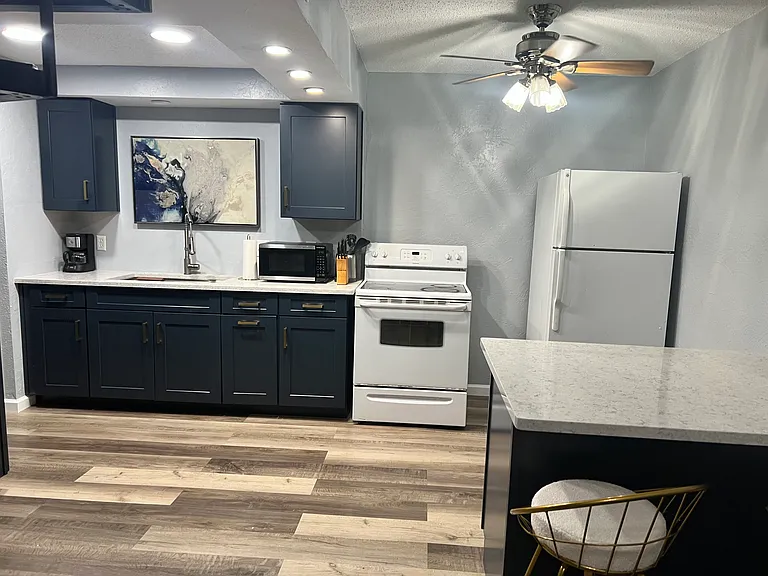 11120 Stratford Dr #211 — Photo 15