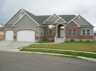 2063 W Elk Creek Ct, Bluffdale, UT 84065