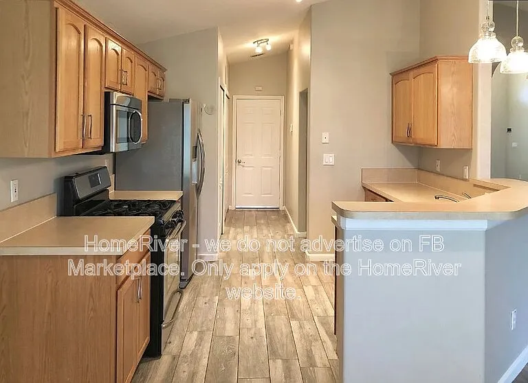 2813 Mayflower Loop — Photo 2