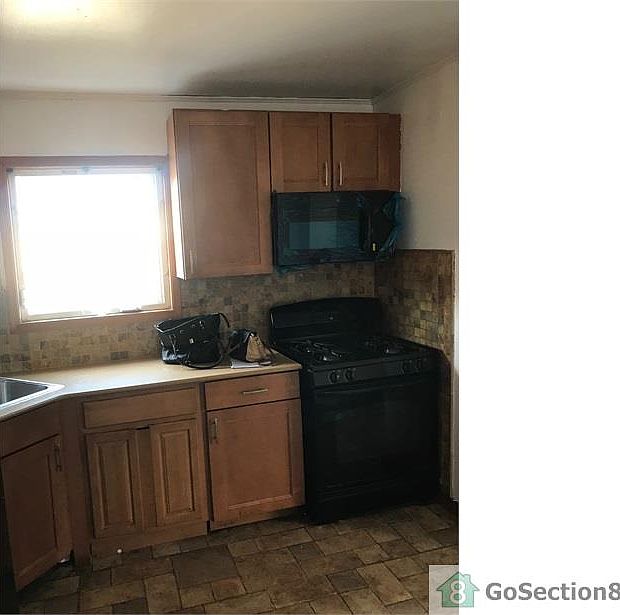 1st image of 714 Lanett Ave #2
