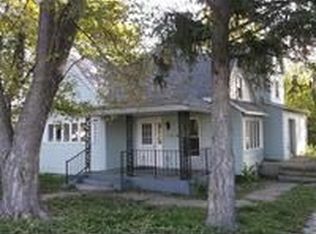 1218 Hackett Ave, Jacksonville, IL 62650