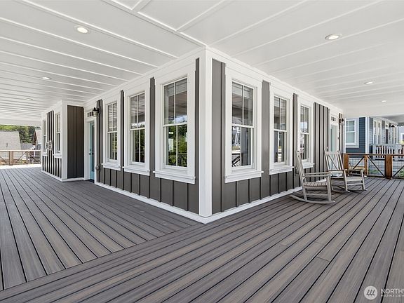 5th image of 374 Compass Street