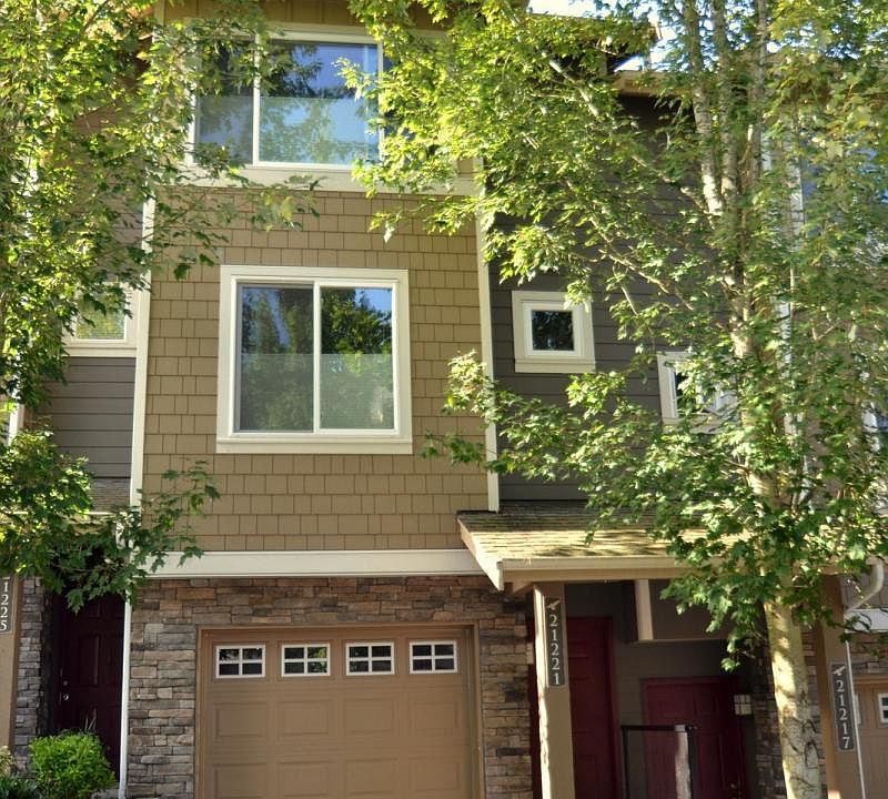 1st image of 21221 SE 42nd Pl