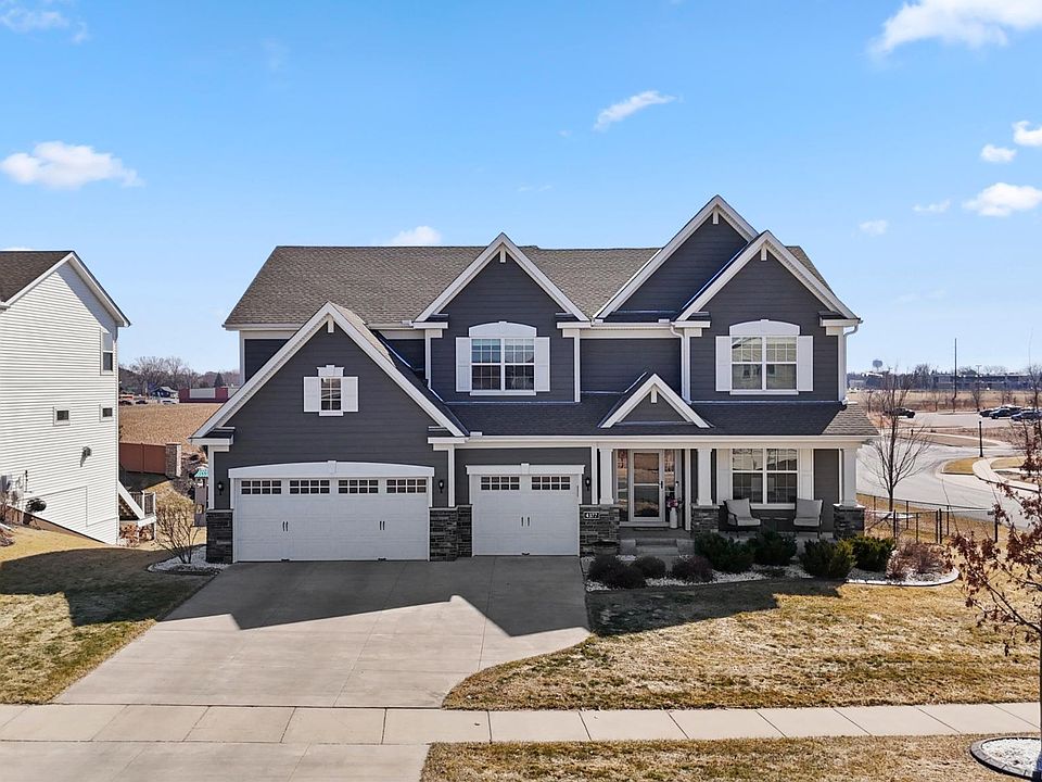 1st image of 4377 Parkview Cir