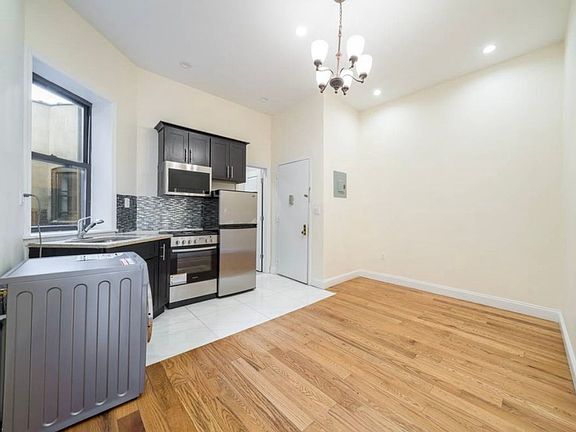 3rd image of 8411 21st Ave #2F