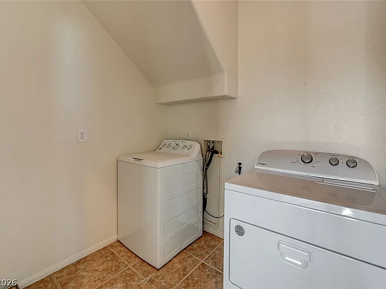 6600 Biltmore Garden St — Photo 14
