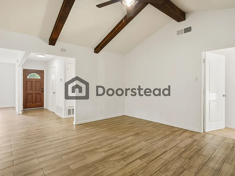 10915 Mount Ida — Photo 23